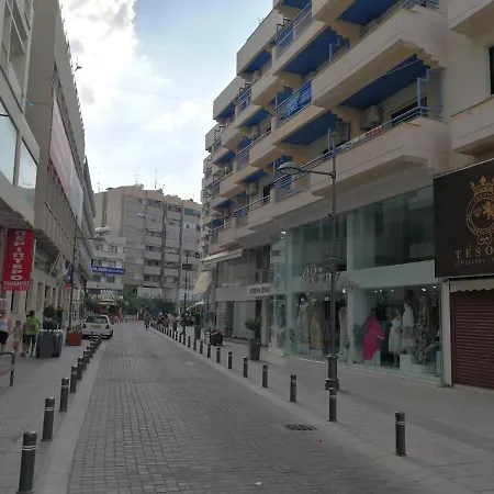 Апартаменты Nat's Finikoudes Beach 3 Bedroom Ларнака